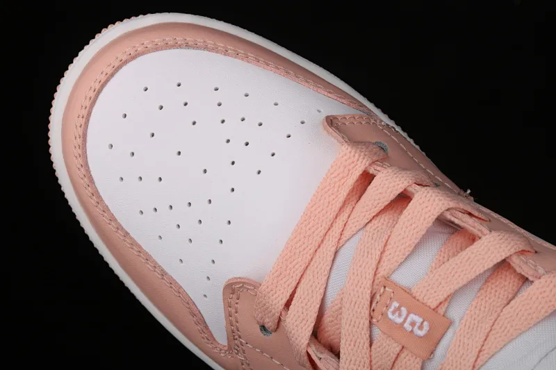All categories Air Jordan Jordan series basketball shoes Air Jordan 1 Low G version pure original Air Jordan 1 Low AJ1 Joe 1 Arctic pink low-top basketball shoes 553560-800